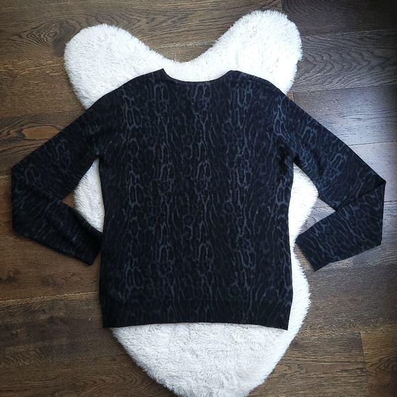 The Kooples Cheetah Leopard Dark Academia Cashmere Sweater - Picture 11 of 12